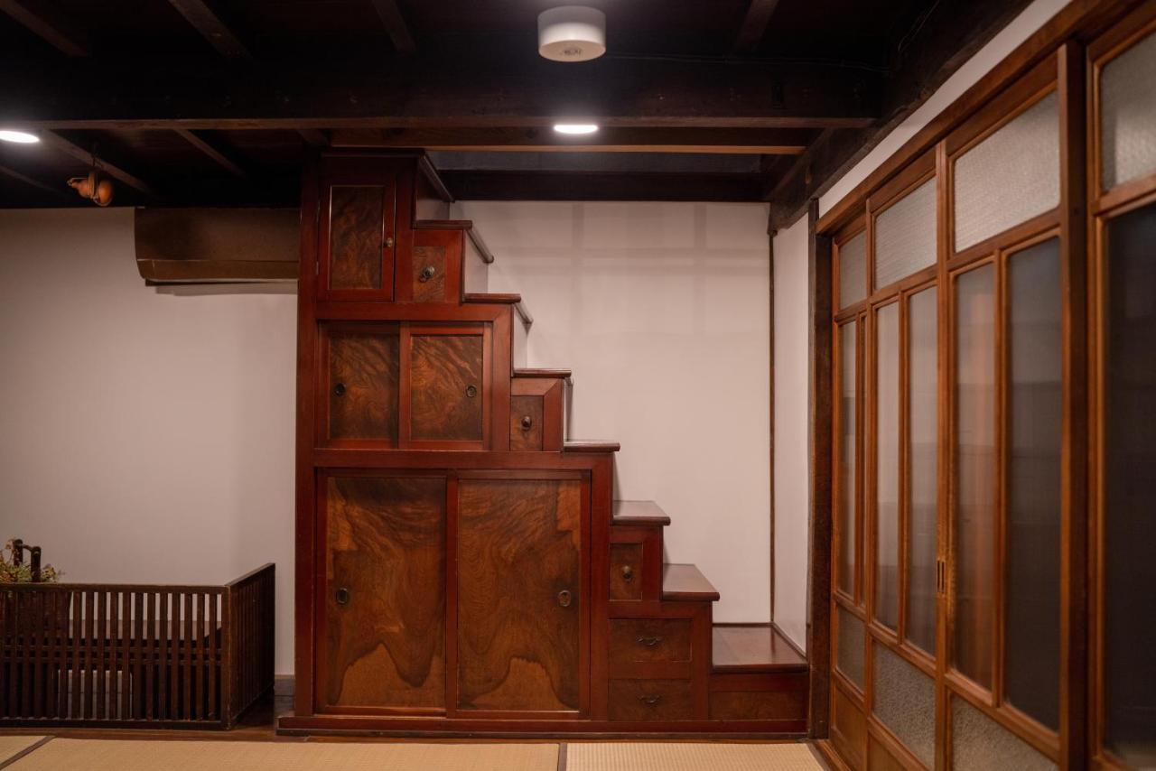 Machiya Guest House Carta Kanazawa Exterior photo