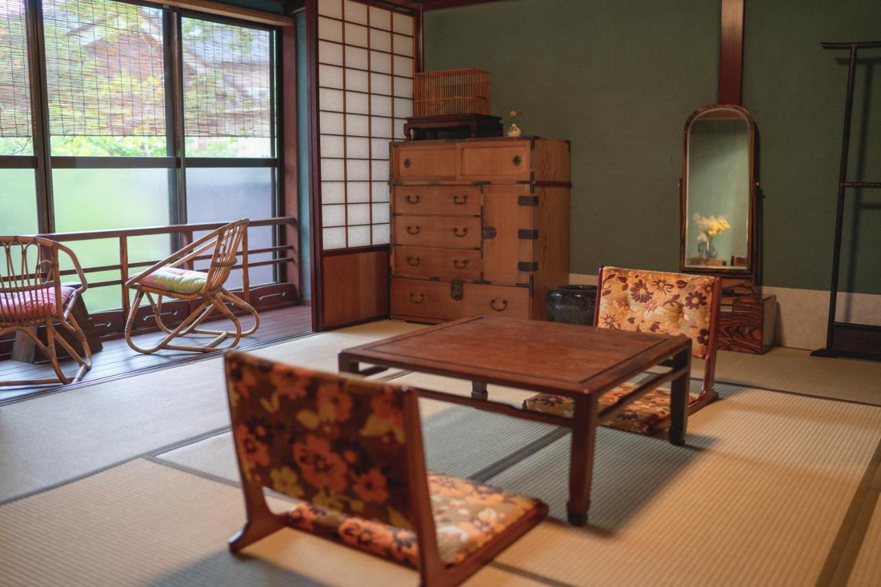 Machiya Guest House Carta Kanazawa Exterior photo